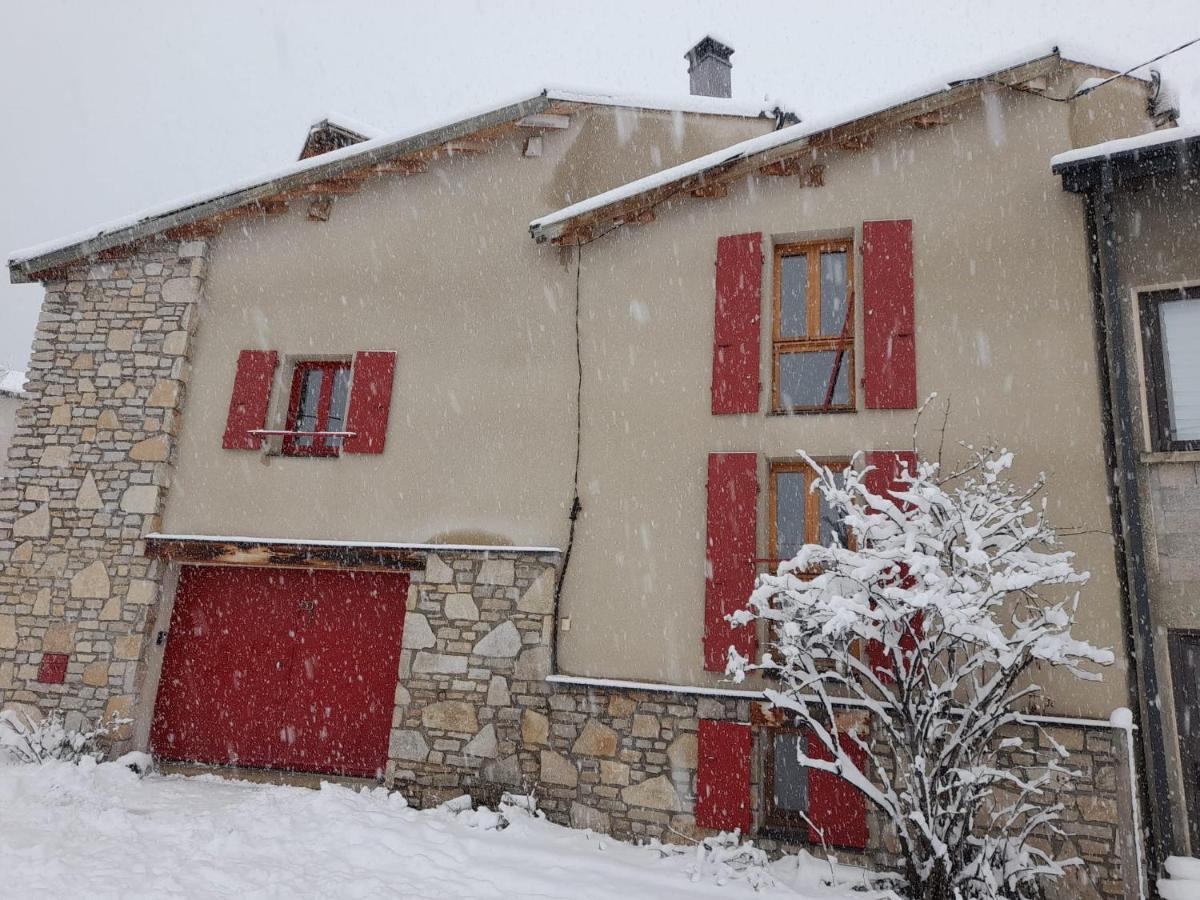 Maison De Montagne Dans Charmant Village Du Capcir Fontrabiouse Εξωτερικό φωτογραφία